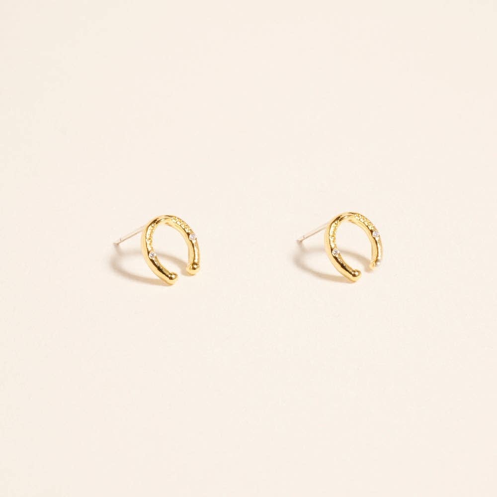 18K Gold Dipped Danity Horseshoe Lucky Stud Earrings: 18K GD / ONE