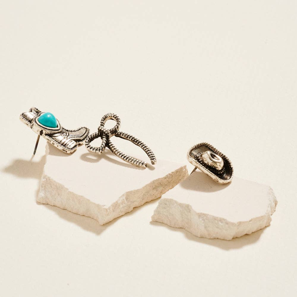 Rodeo Cowgirl Themed Turquoise 3PC Set Earrings: Burnished Silver / ONE